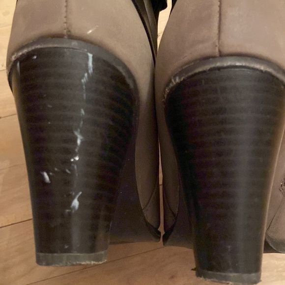 APT. 9 Fulton Taupe Buckled Ankle Boots - Picture 9 of 11